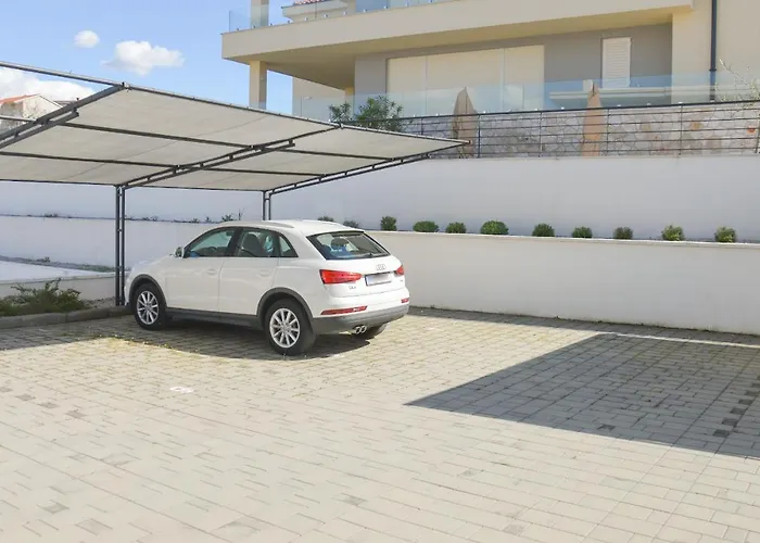 アパート Rova マリンスカ